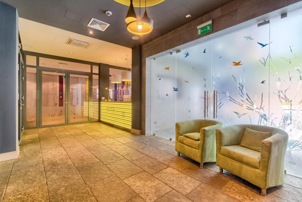 Hanza Palac Wellness & Spa Warlubie Exterior photo